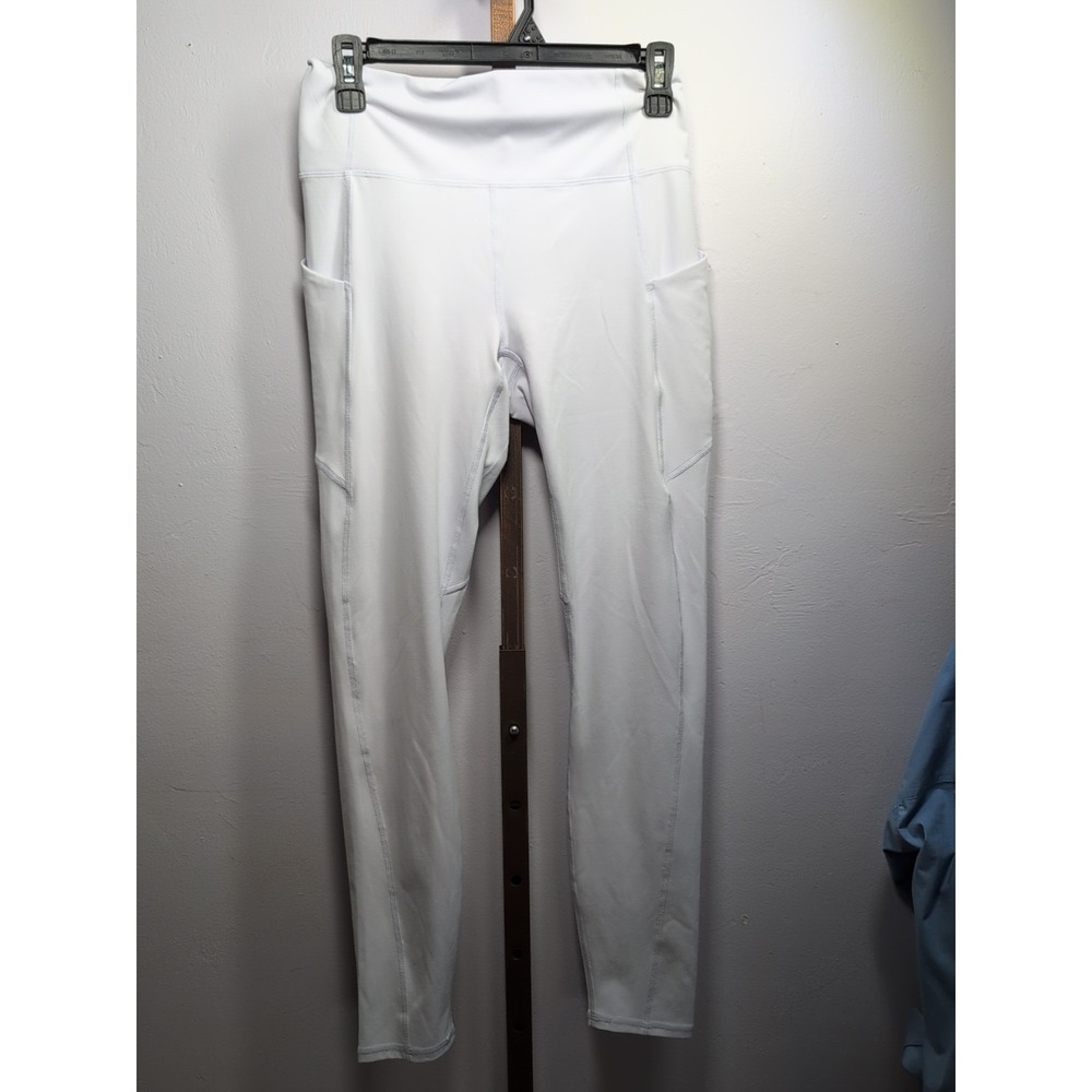 Fabletics Pure luxe High Rise Crop Leggings Pockets Light Purple